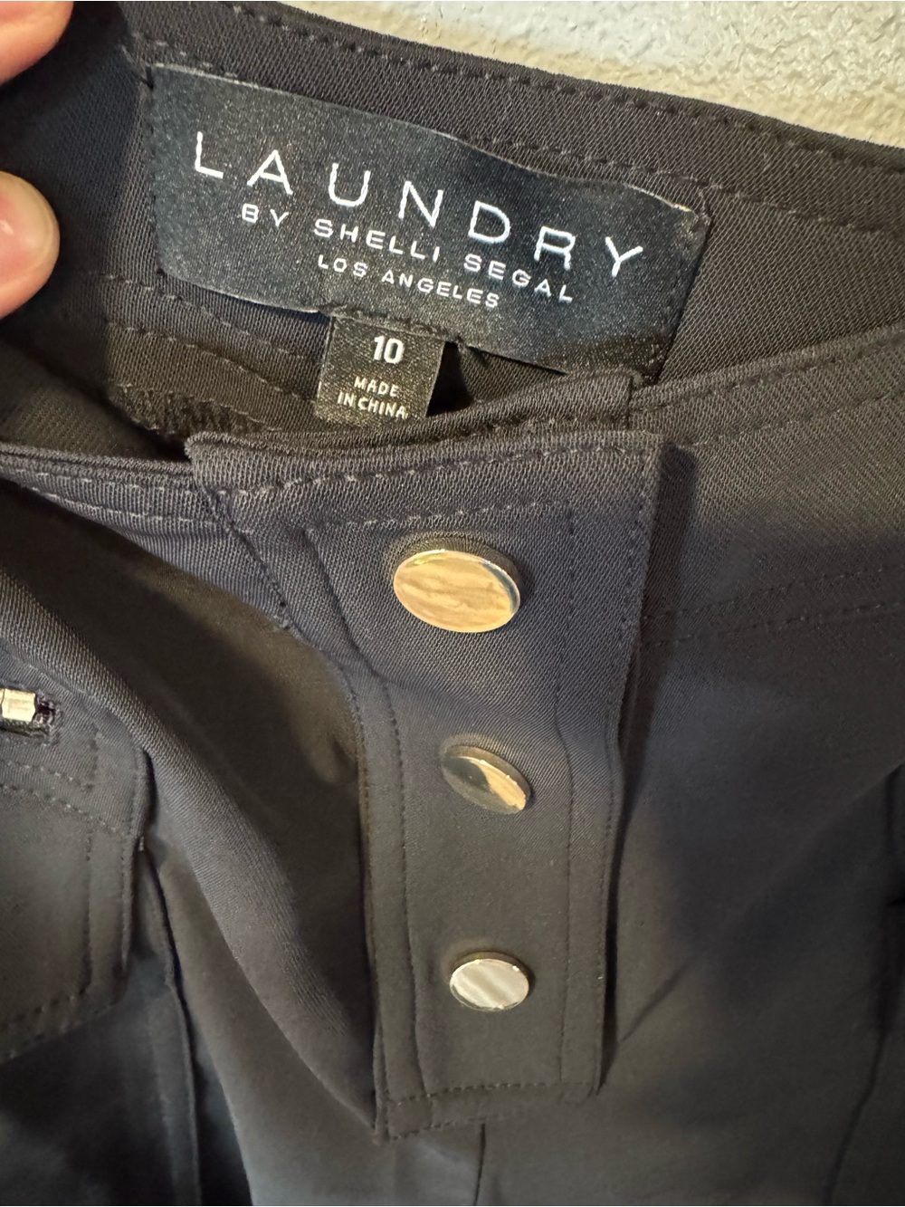 Laundry By Shelli Segal Black Pants with Gold-Tone Snaps - Picture 3 of 3